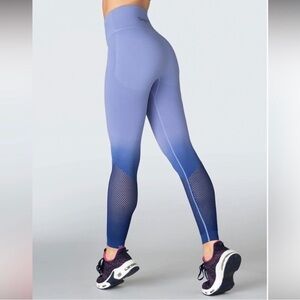 SHEFIT Seamless Leggings - Periwinkle Ombre - XS 430